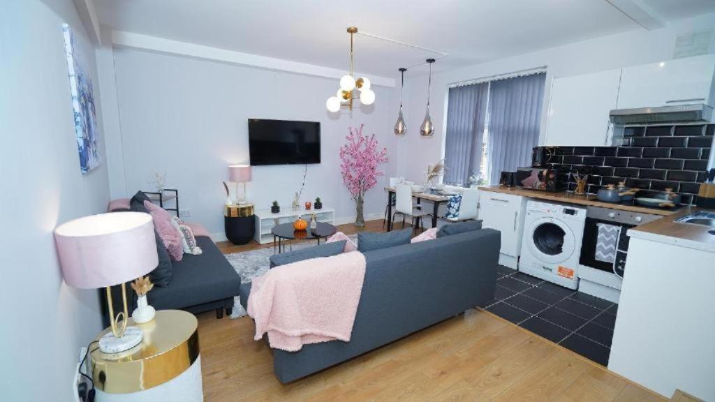 Appartamento Beautiful In Sussex Gardens Londra